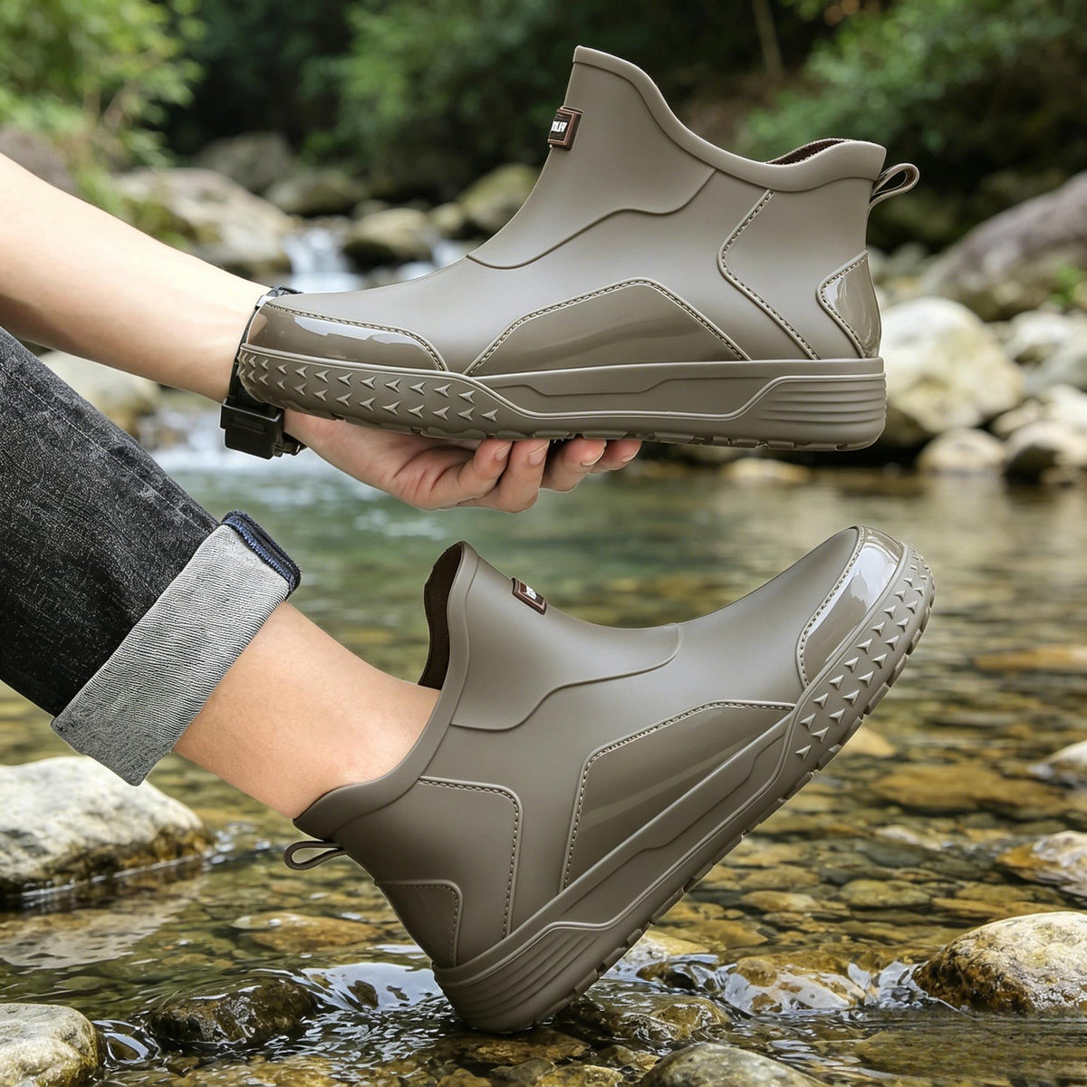 Unisex Low-Top Waterproof Rubber Rain Boots for All Seasons