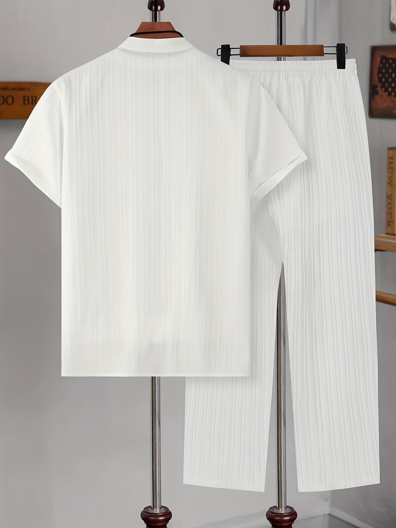 Men's New Trendy Textured Wave Stripe Short Sleeve Long Pants Casual Suit