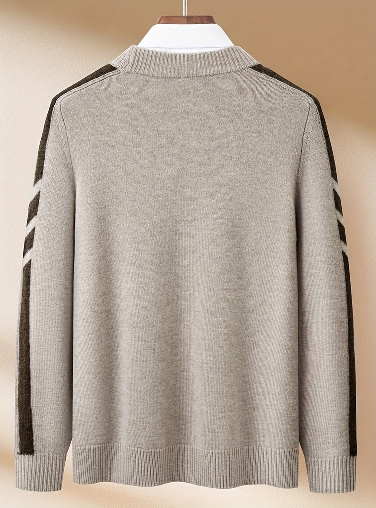 This Thick, Round-Neck Long-Sleeve Sweater for Men Features a Soft And Comfortable Design with Stylish Striped Edges, Perfect for Outdoor Gatherings And Everyday Wear, And Can Be Layered