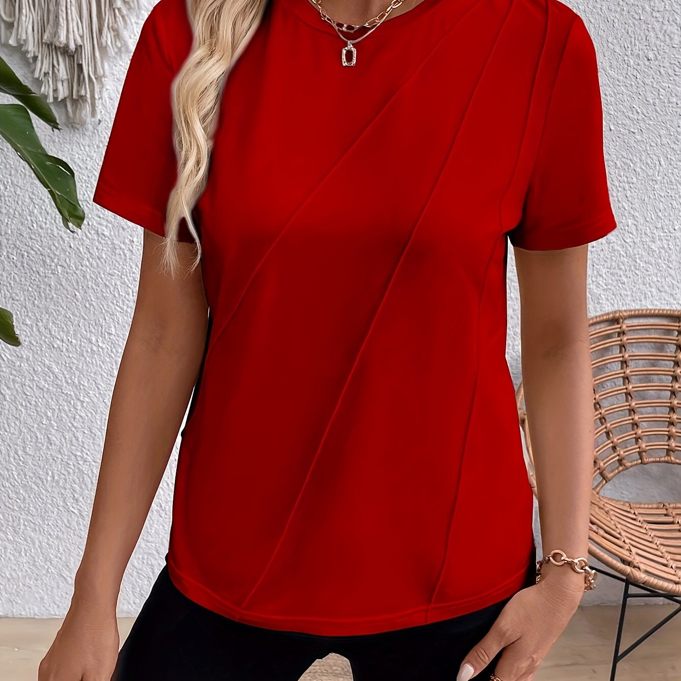 Women's Elegant Light Grey Short Sleeve Round Neck T-Shirt - Soft Medium-Stretch Fabric, Machine Washable, Versatile All-Season Casual Top, Casual Attire, Sophisticated Style, Comfortable Fit