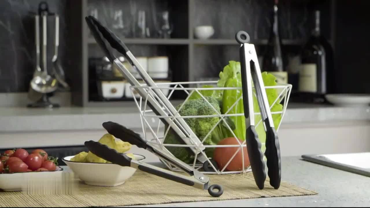 Sturdy Kitchen Tongs Made of Stainless Steel with Silicone Ends - Resistant to Heat, Equipped with a Locking Feature for a Secure Grip, Offered in Lengths of 17.78 cm, 22.86 cm, And 30.48 cm, in Black.