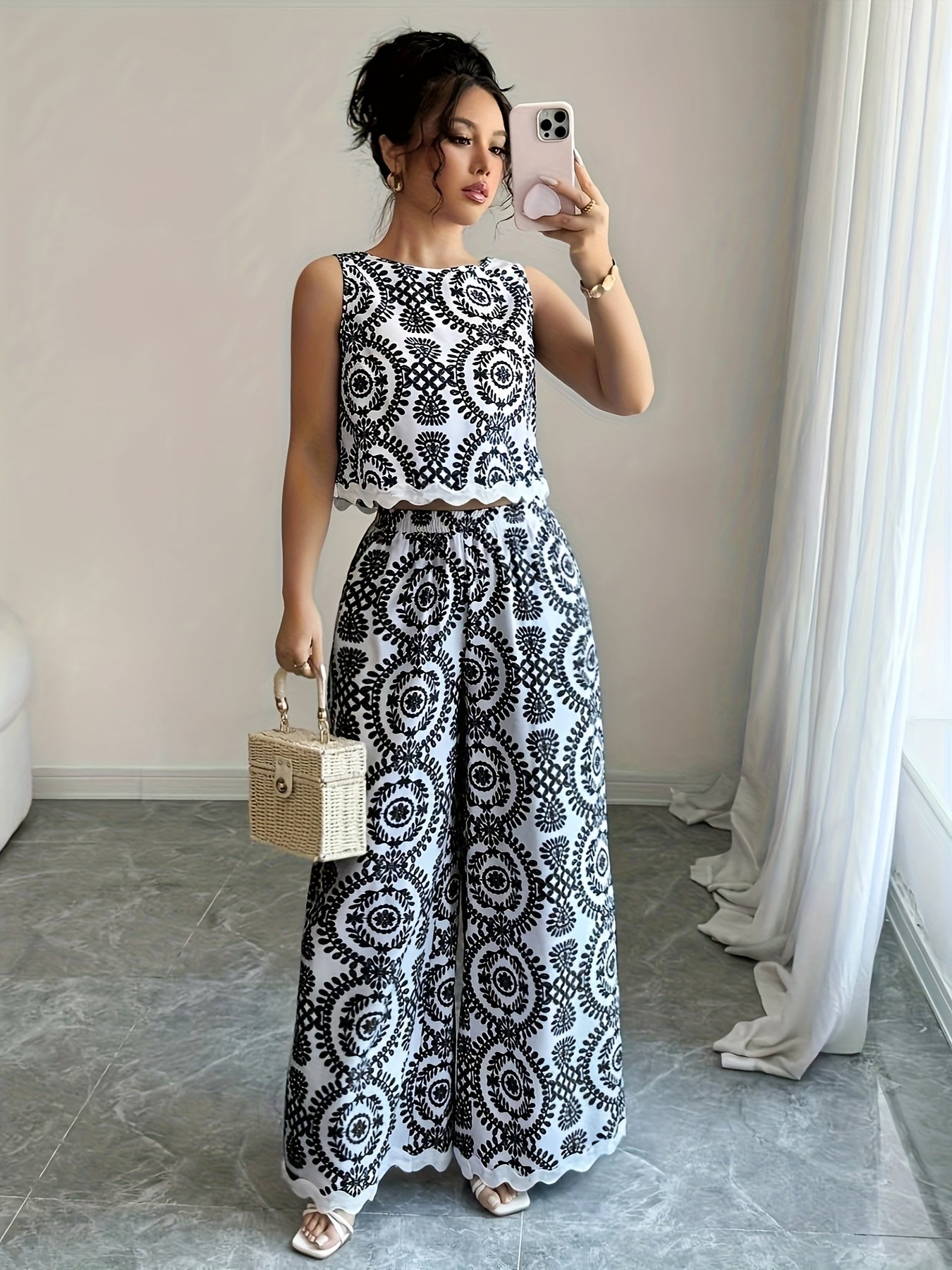 2pcs Women's Plant Pattern Round Neck Sleeveless Top and Pants Set