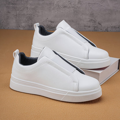 Men's Skate Sneakers with Durable PU Upper & Strong Grip Sole